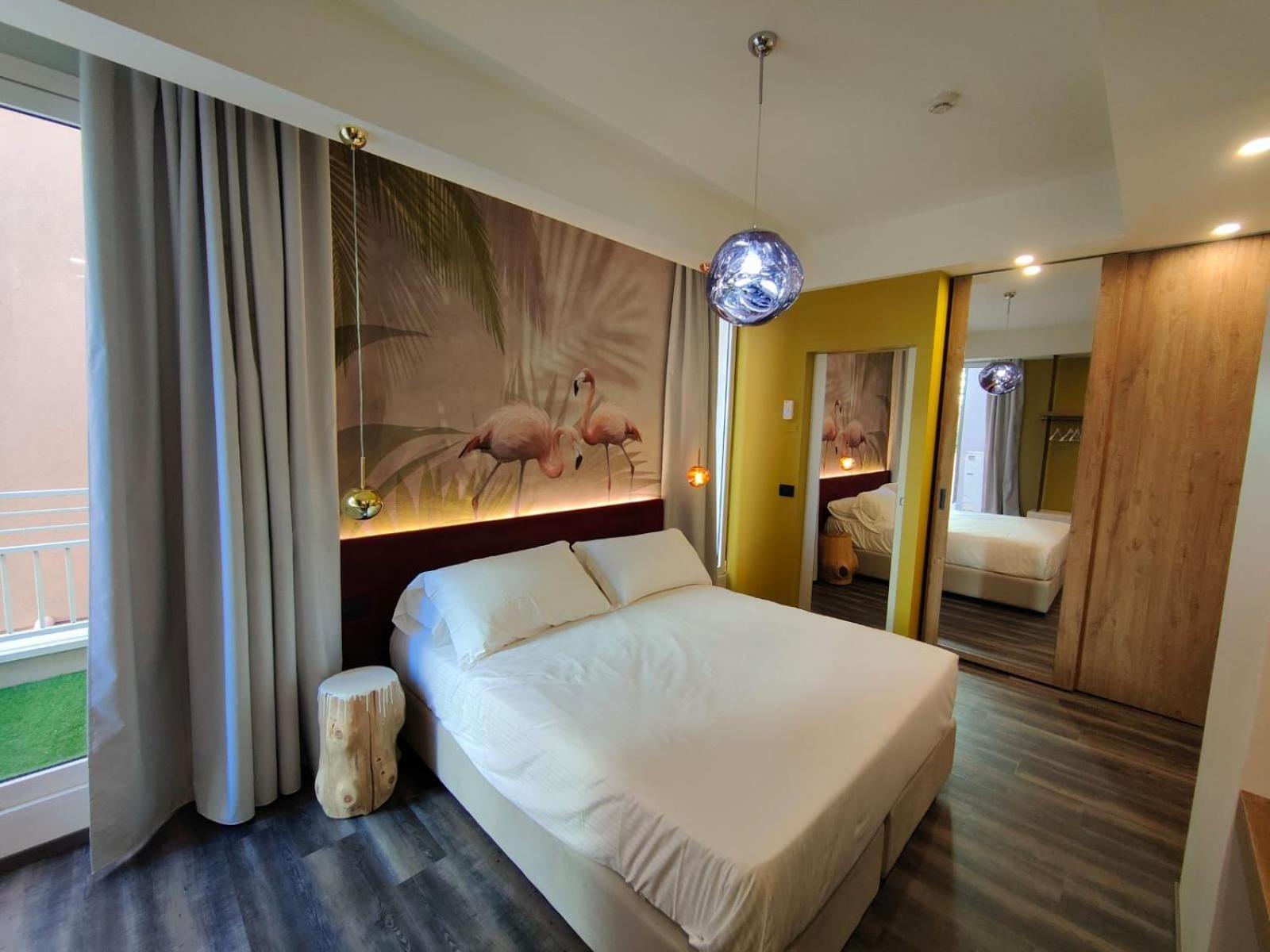Design Hotel Astra B&B Misano Adriatico Bagian luar foto
